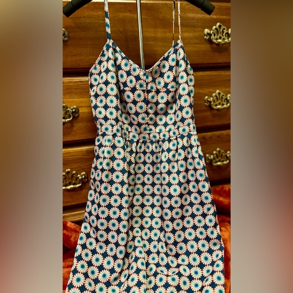 J. Crew Dresses & Skirts - J. Crew Floral Midi Dress Size 4